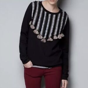 ZARA BLACK FRINGES AND POMPOM SWEATER SIZE M  BOHO REF. 7521/288